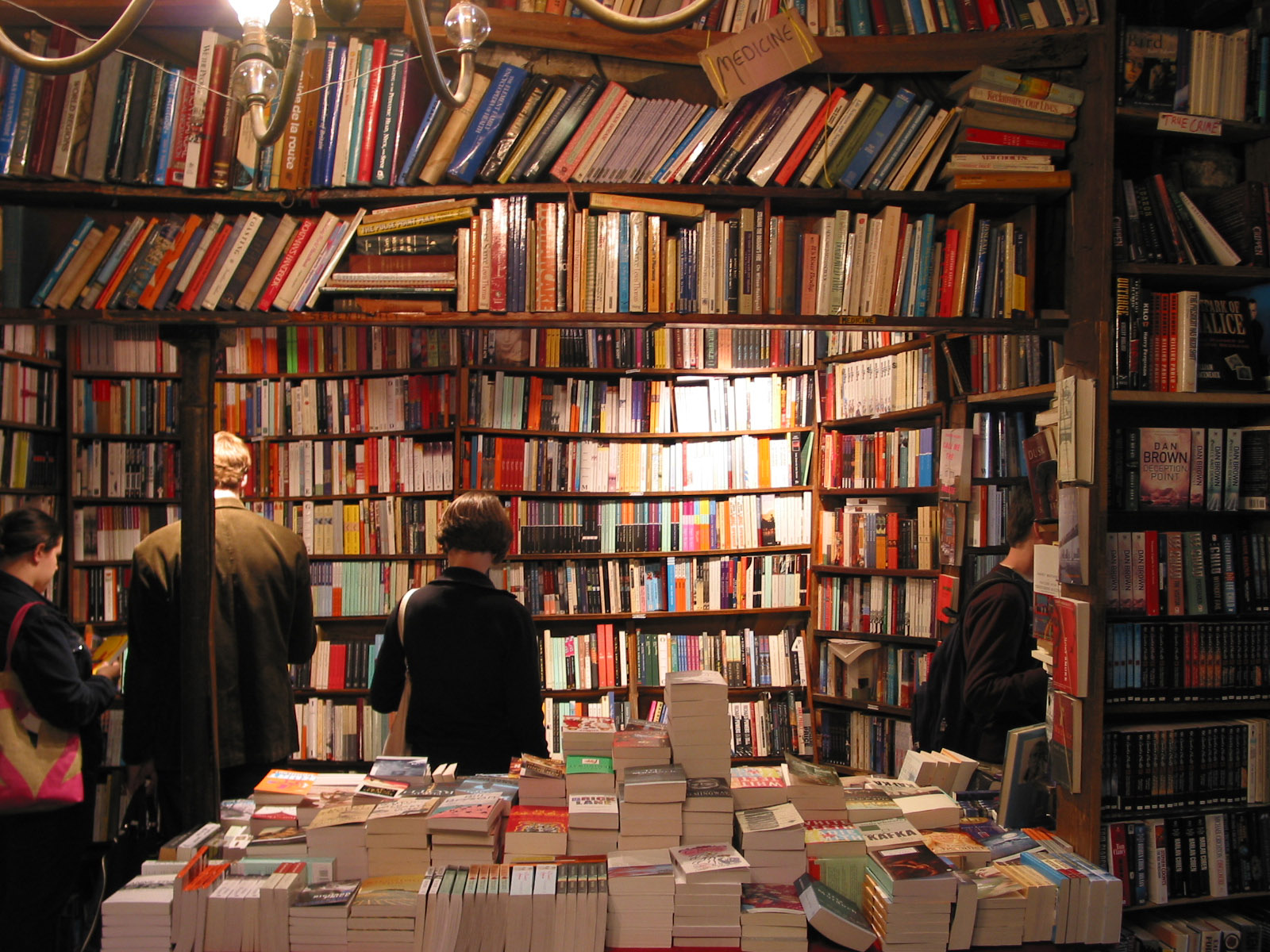 i book store